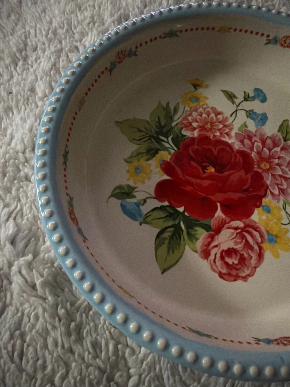 The Pioneer Woman pie plate 9.5” floral Ceramic in Cream and Light Blue